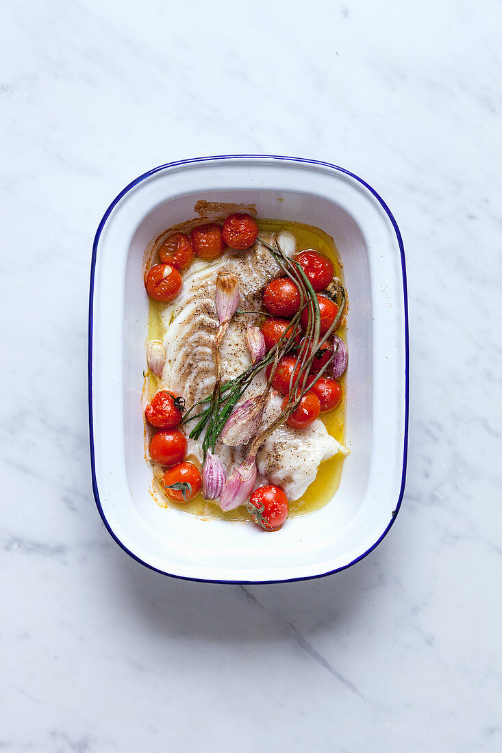 Baked cod with cherry tomatoes