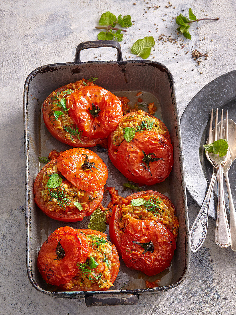 Greek tomatoes with rice filling