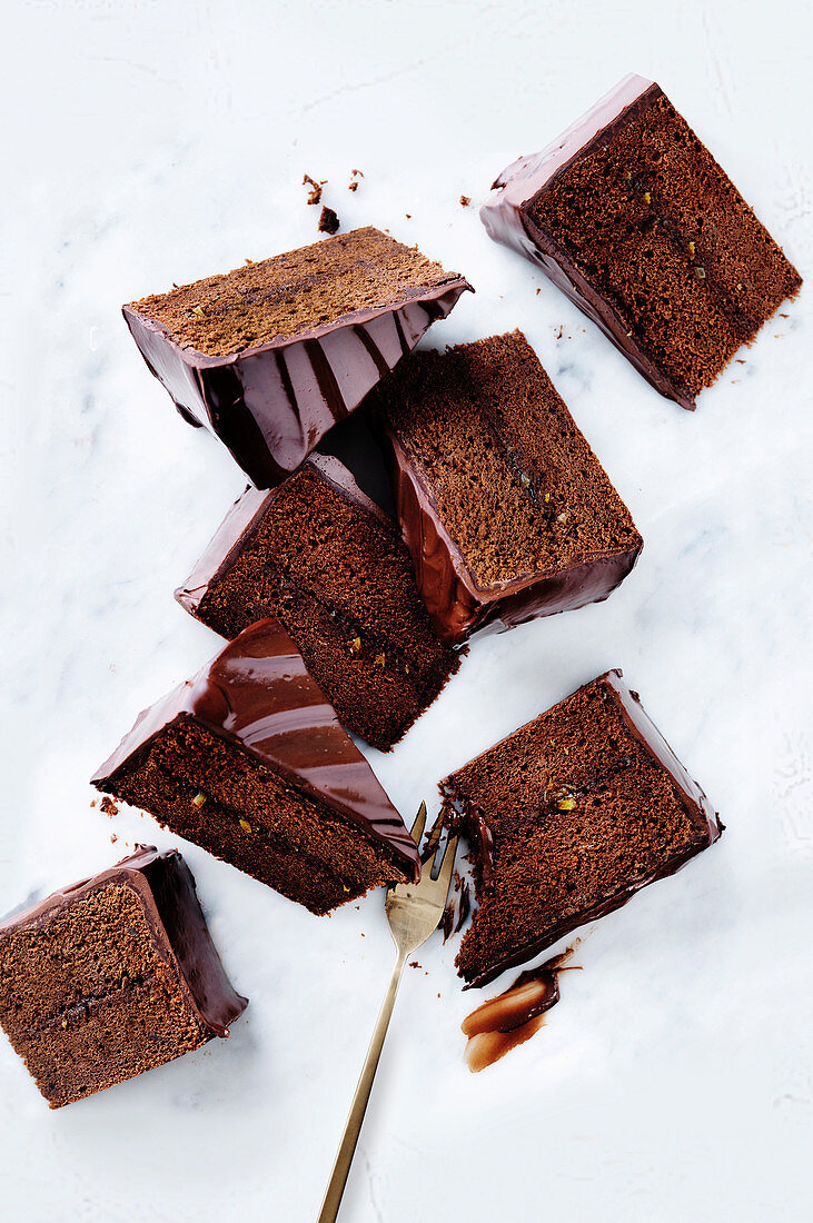 Orangen-Sachertorte mit Gewürzen