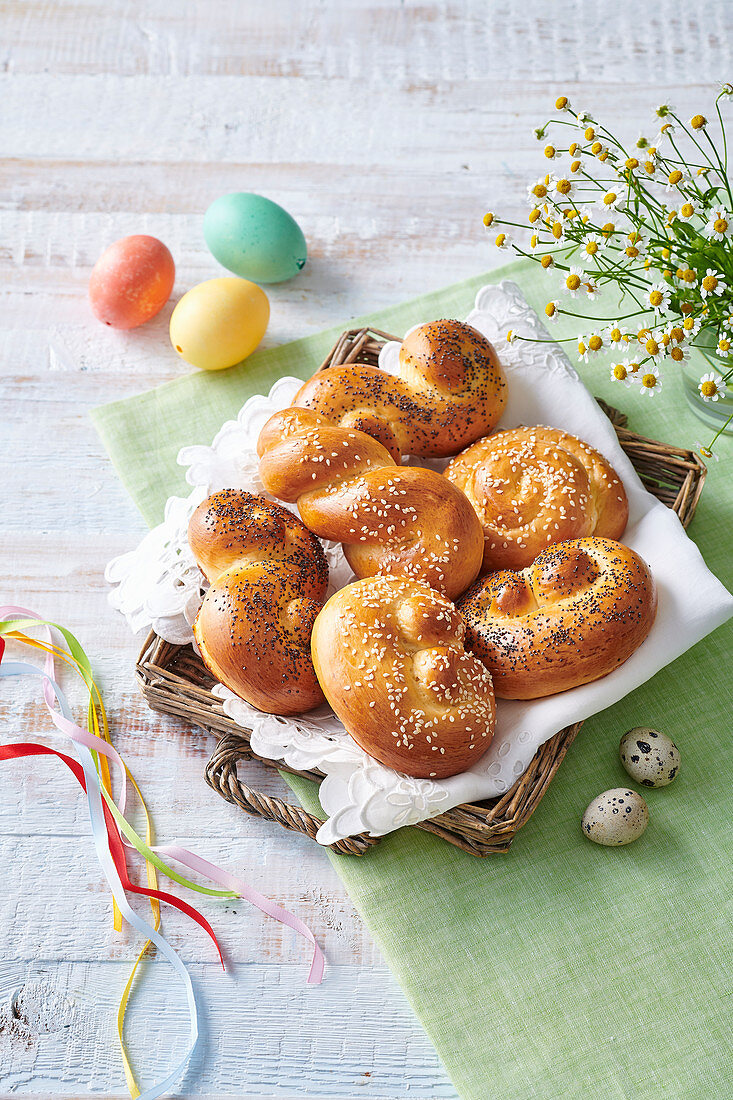 Easter Juda's sweet twists