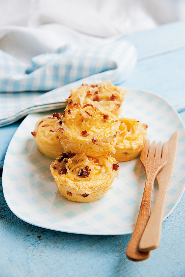 Spaghetti Carbonara Muffins