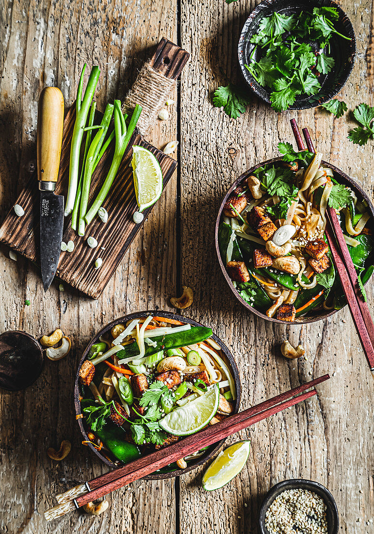 Roasted tofu and noodles