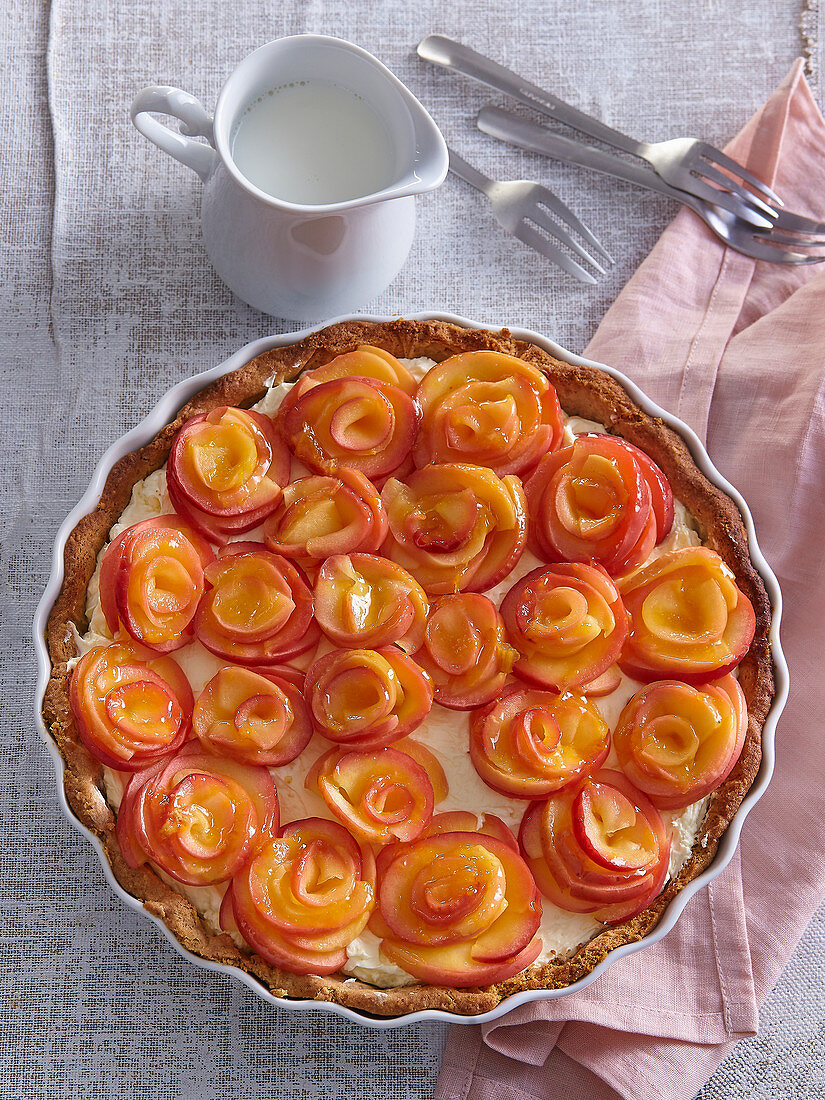 Kuchen mit Apfelrosen (Rosetten)