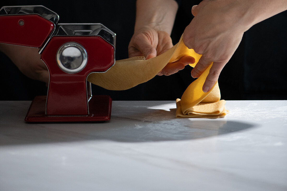 Making pasta dough