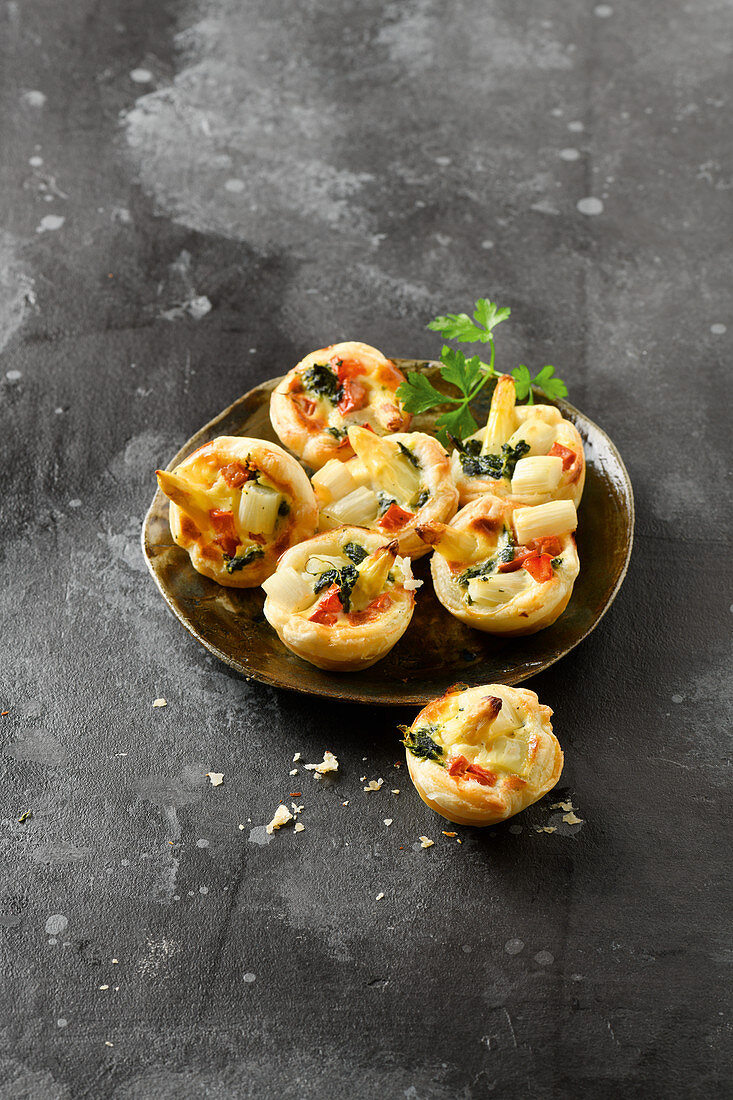 Asparagus puff pastry mini muffins