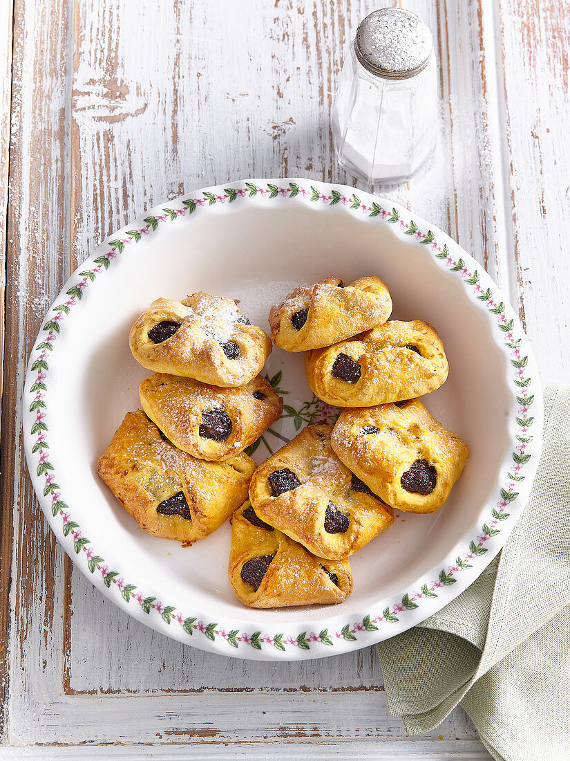 Carrot pastries with damson cheese