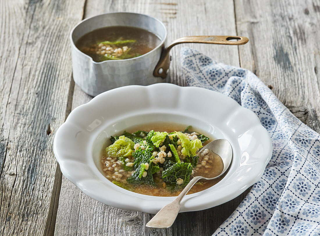 Groath soup with kale