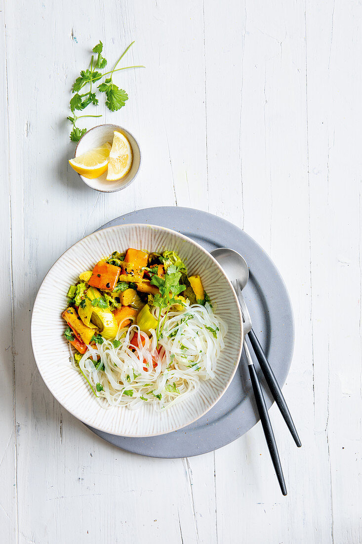 Pumpkin curry with rice noodles