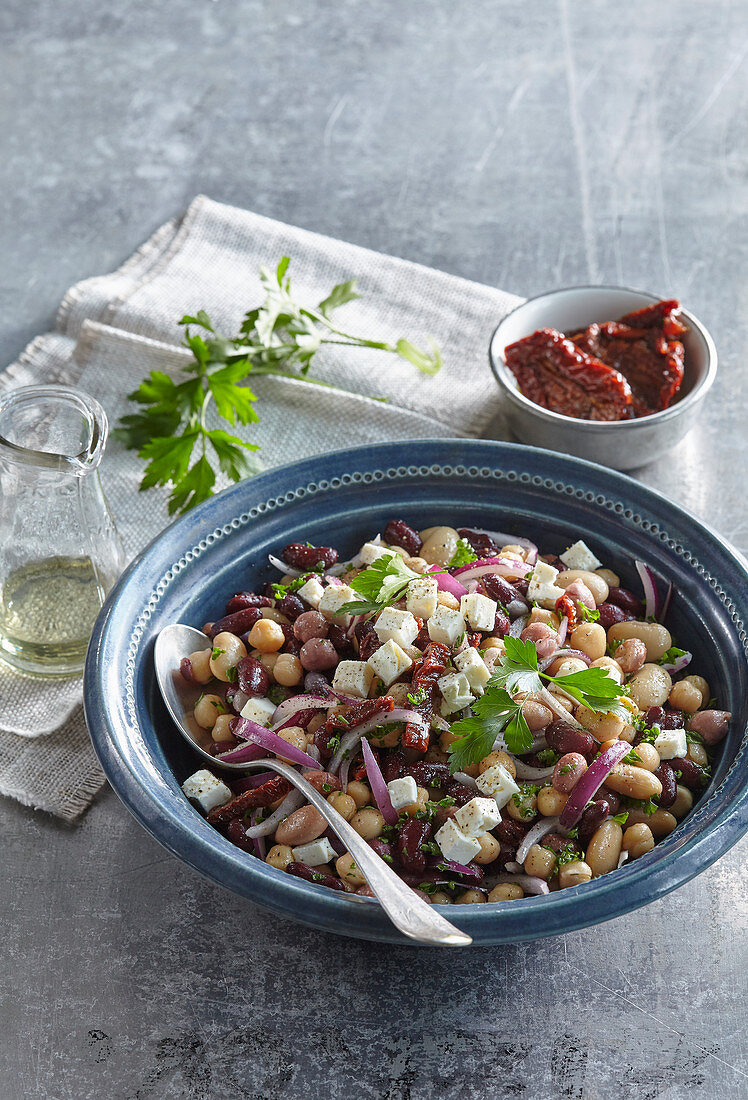 Legumes salad with Balkan cheese