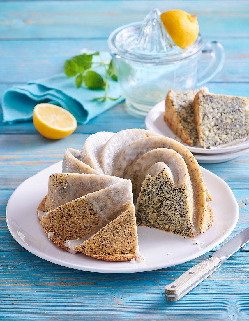 Poppy seed fancy bread with lemon icing