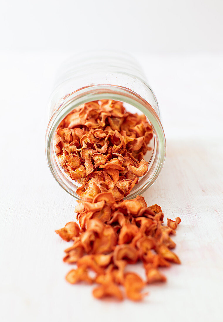 Dried carrots