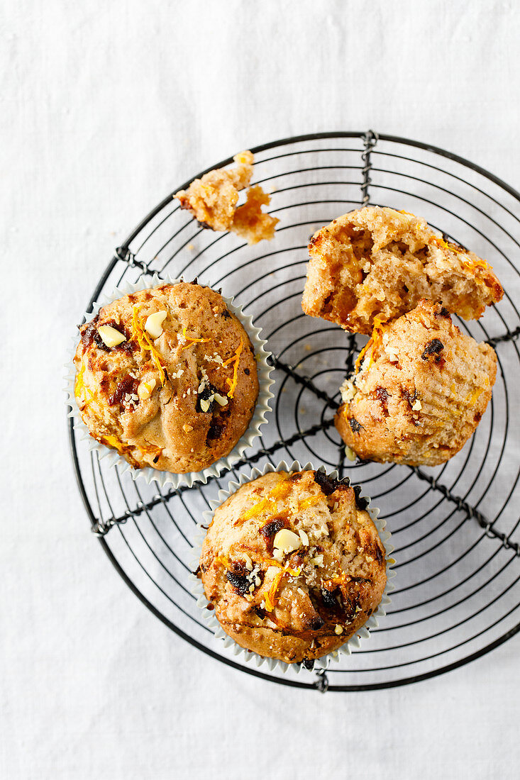 Vegan pumpkin muffins with walnuts