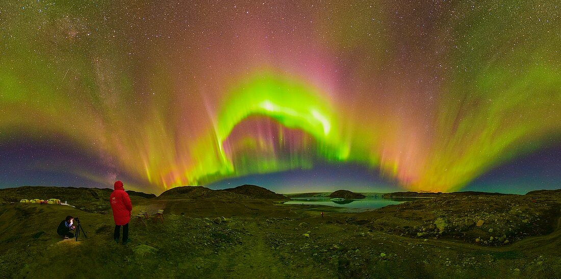 Aurora borealis over Qaleraliq, Greenland