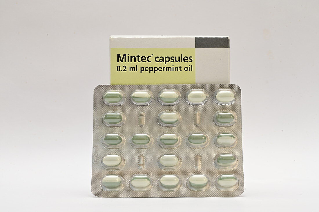 Peppermint oil capsules and packaging