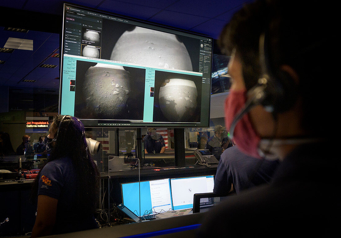 Mars 2020 Mission Control during landing