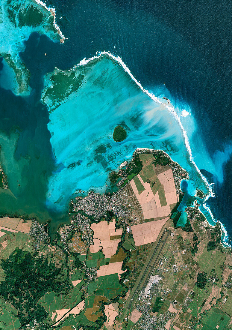 MV Wakashio oil spill, Mauritius, satellite image