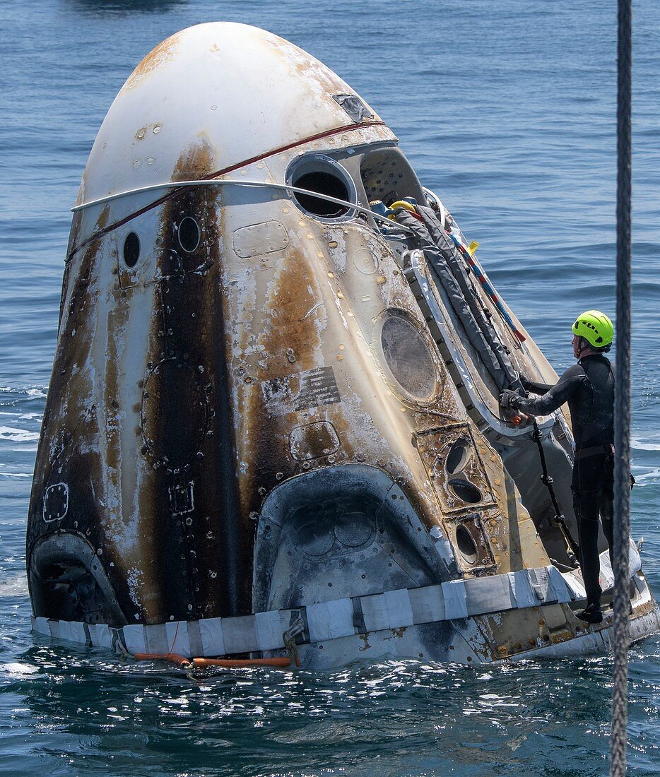 SpaceX Demo-2 Crew Dragon capsule recovery