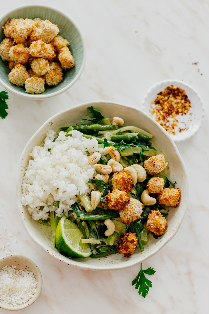 Green Curry with Coconut Tofu