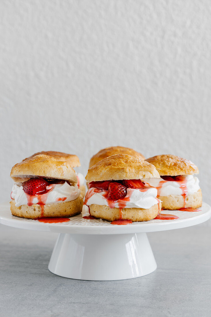 Strawberry shortcakes with whipped cream