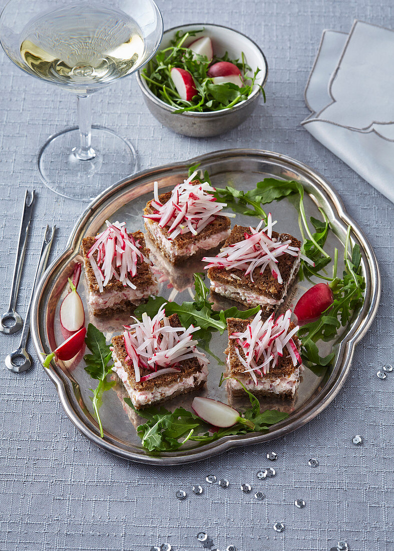 Rye bread with radish spread