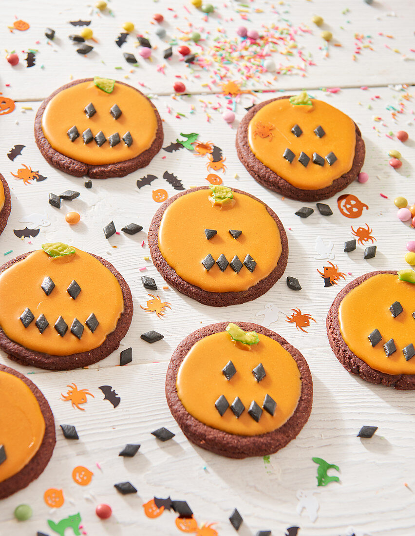 Licorice biscuits decorated as pumpkins