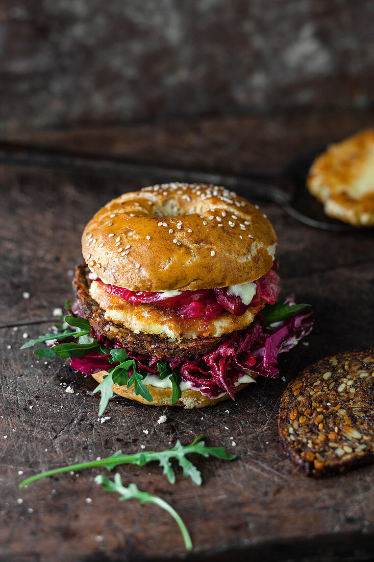 Goat cheese burger with plum chutney and beetroot salad