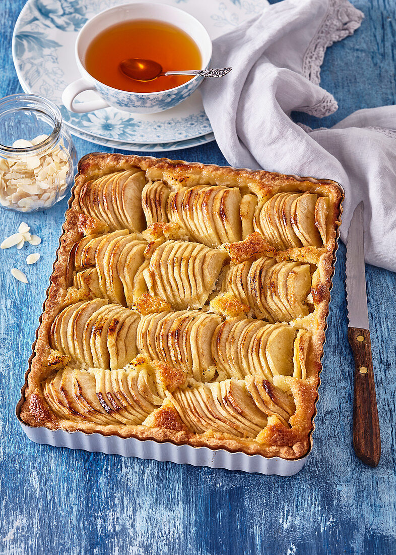 Apple cake with frangipane