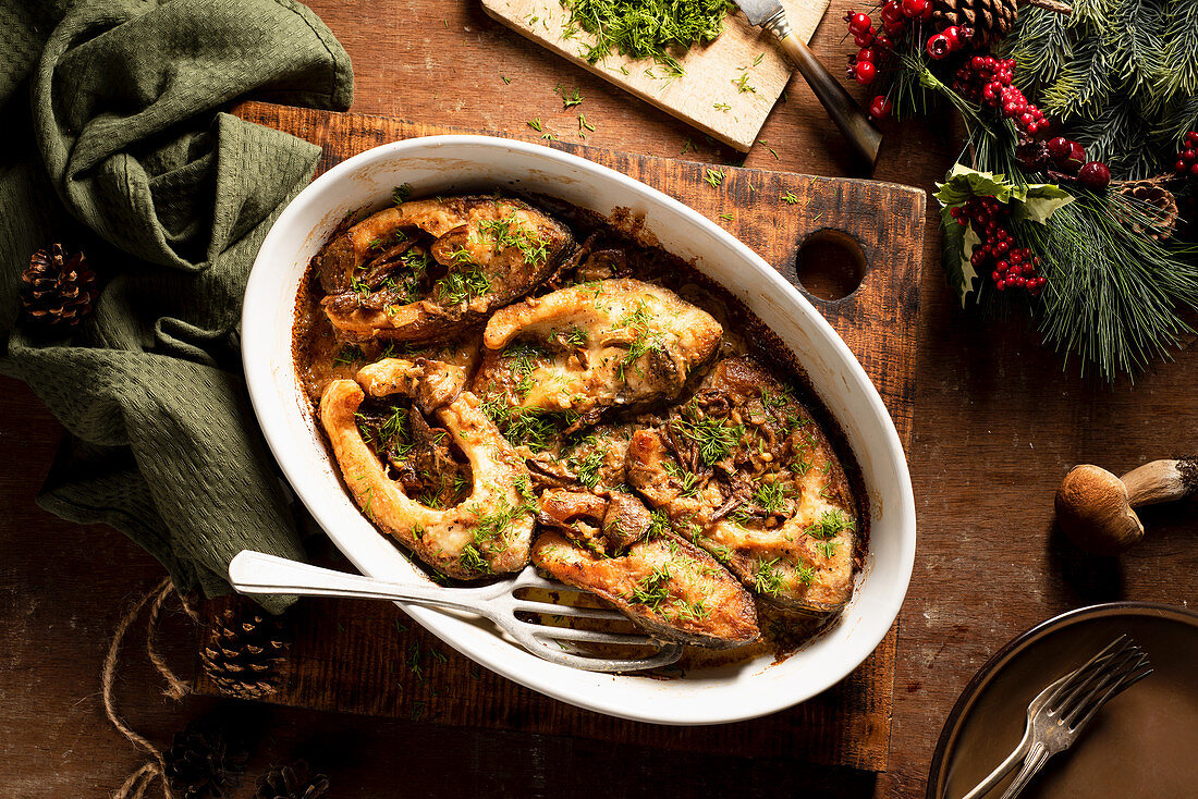 Gebackener Karpfen mit Pilzen (Weihnachten)