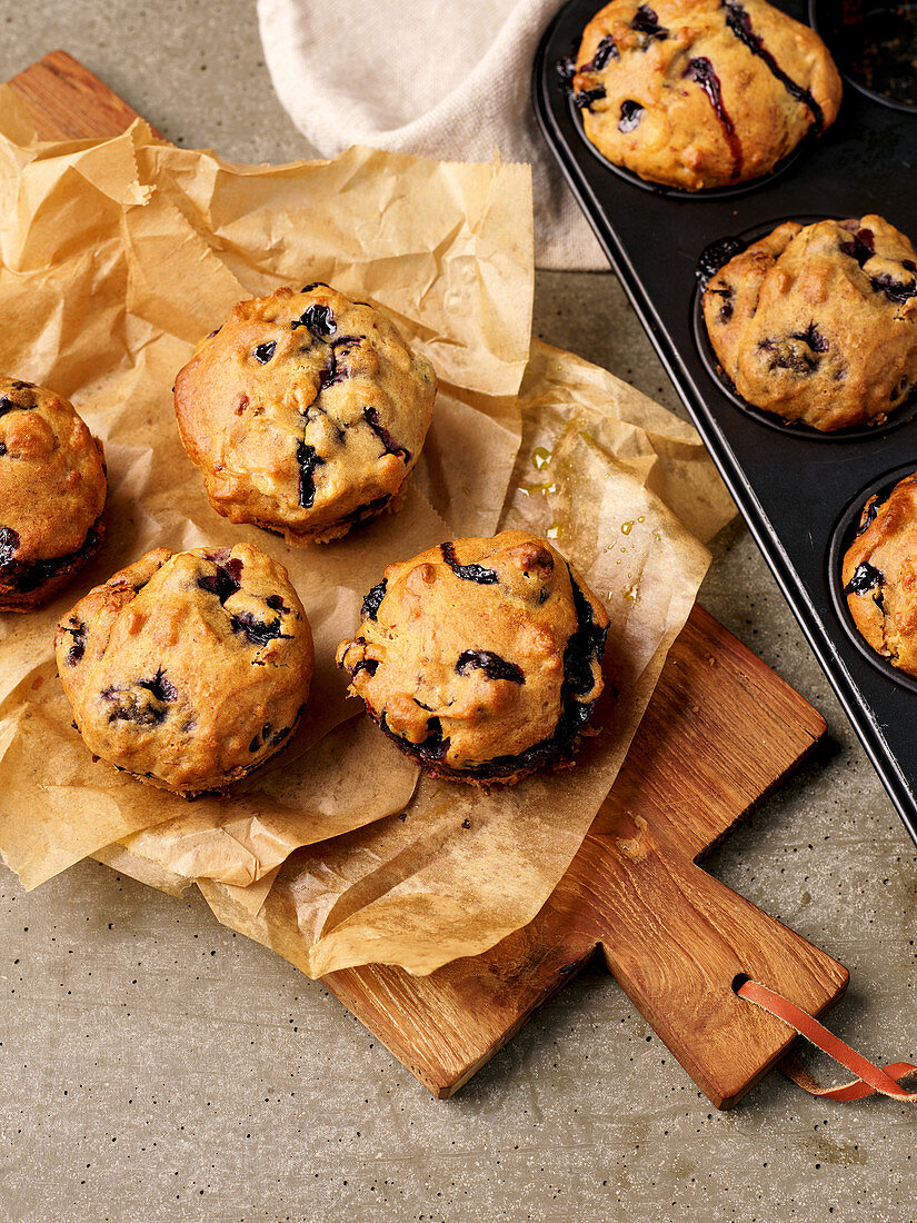 Vegan blueberry and applesauce muffins