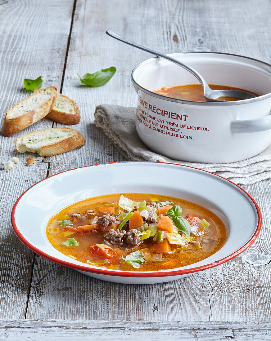 Soup with beef mincemeat