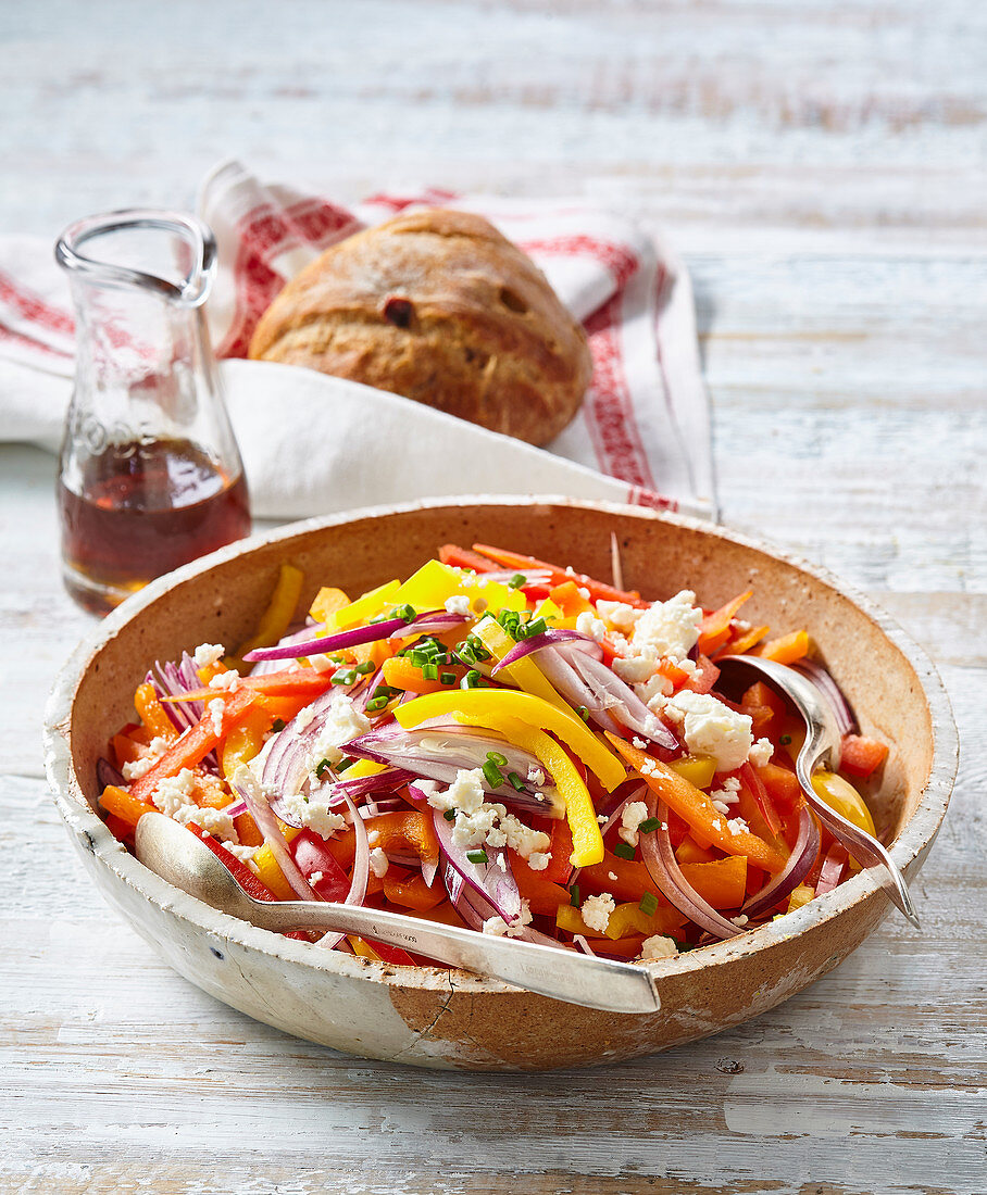 Red pepper salad