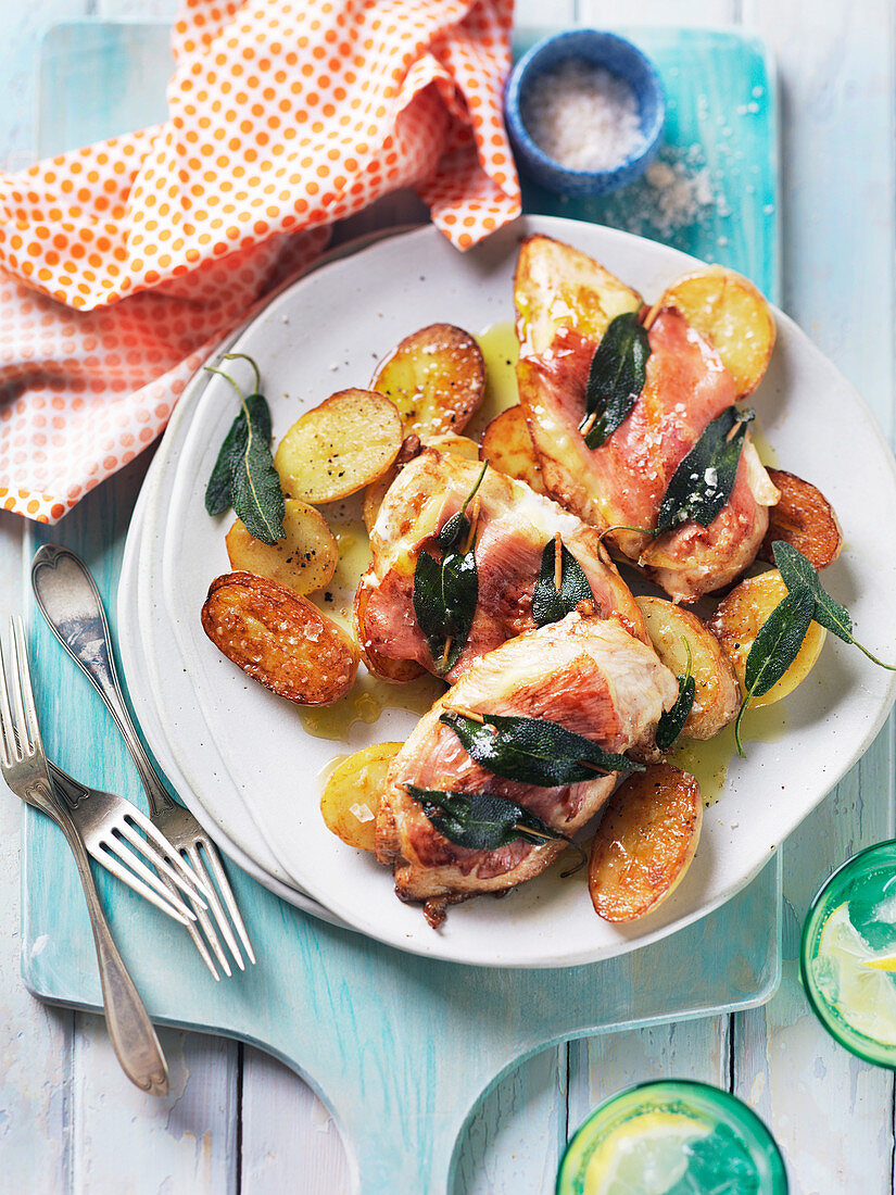 Hähnchen-Saltimbocca mit Bratkartoffeln