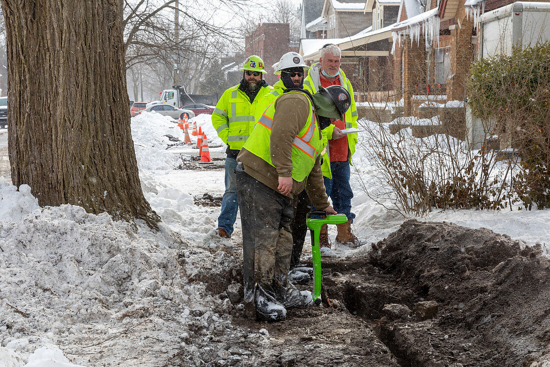 Gas line replacement, Detroit, Michigan, USA