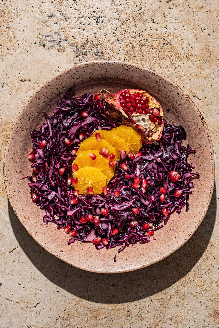 Red cabbage and orange salad