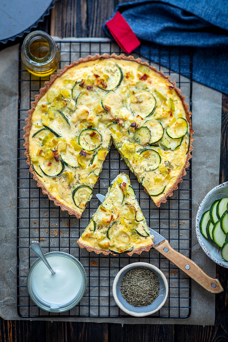 Vollkornquiche mit Lauch und Zucchini