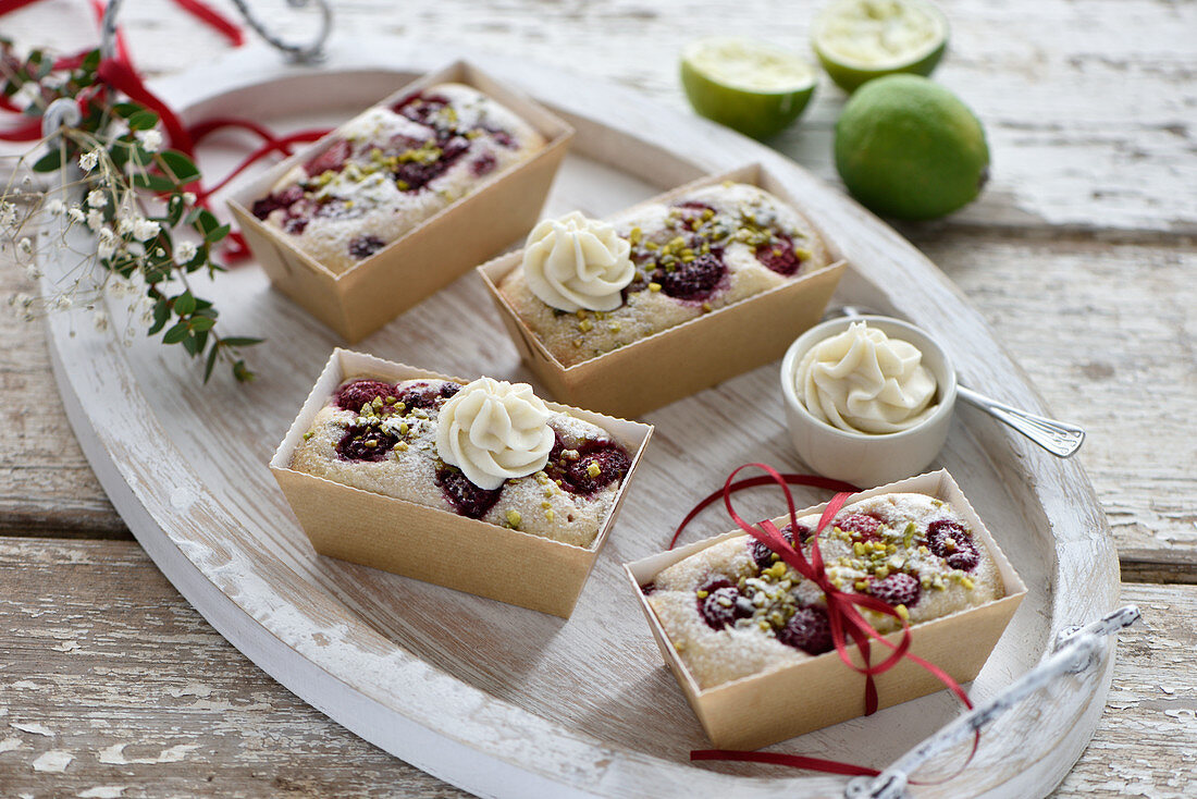 Vegan mini raspberry and lime cakes