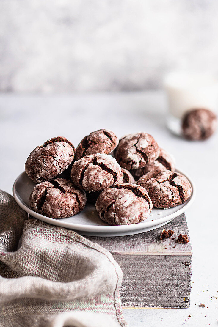 Glutenfreie Schokoladen-Crackle-Kekse