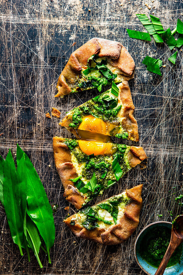 Galette with wild garlic, sour cream and egg