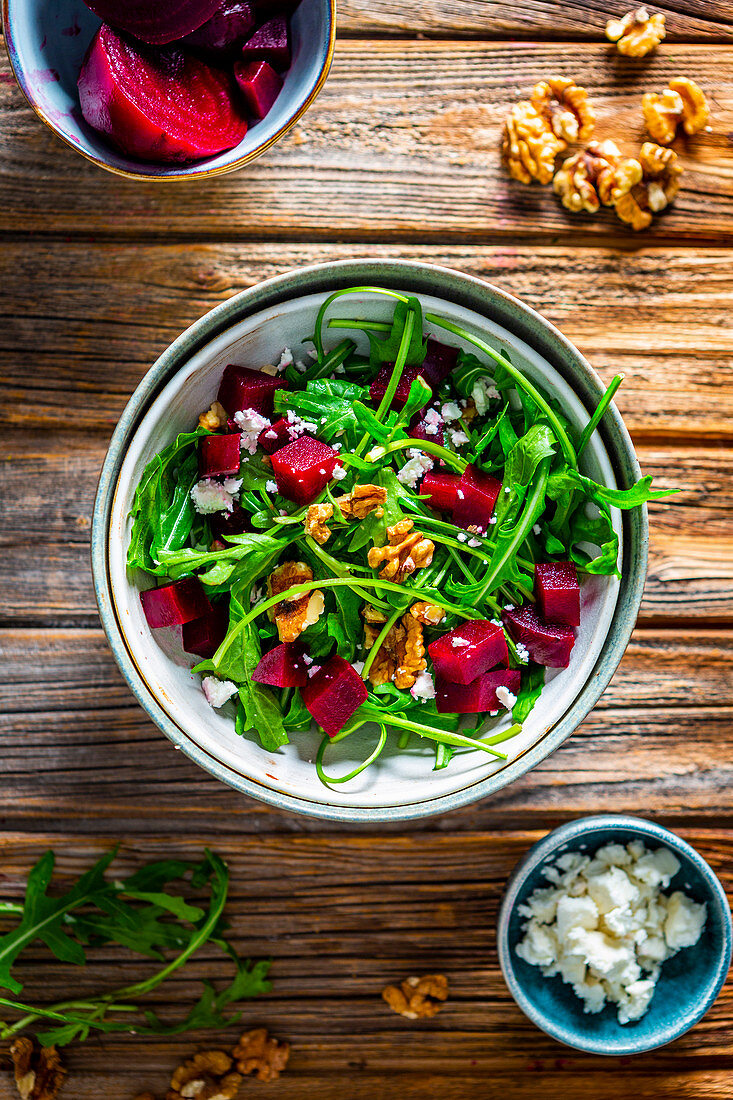 Rocket and beetroot salad with feta and walnuts