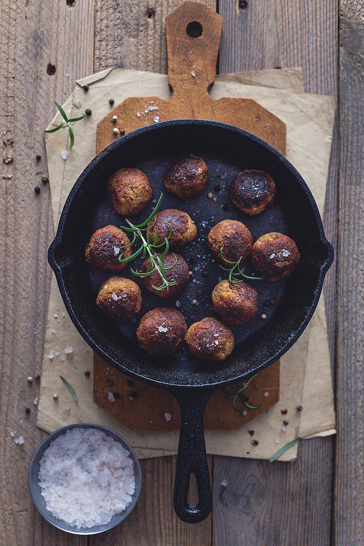 Vegan tofu meatballs