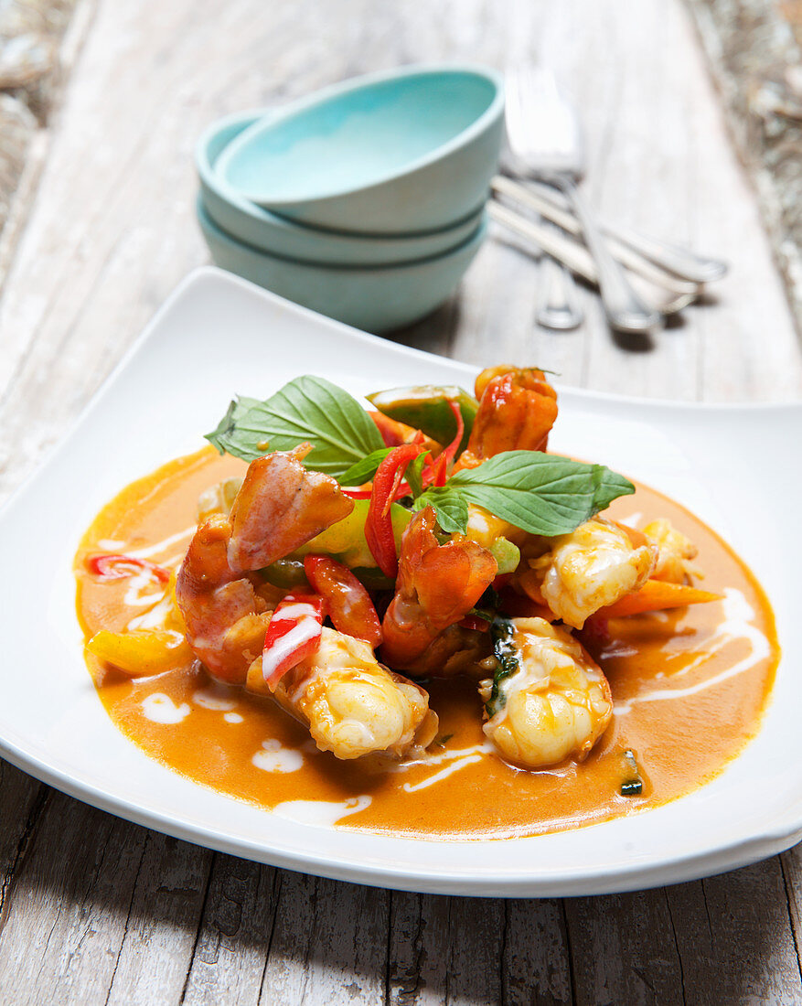 Thailändisches Penang Curry mit Riesengarnelen