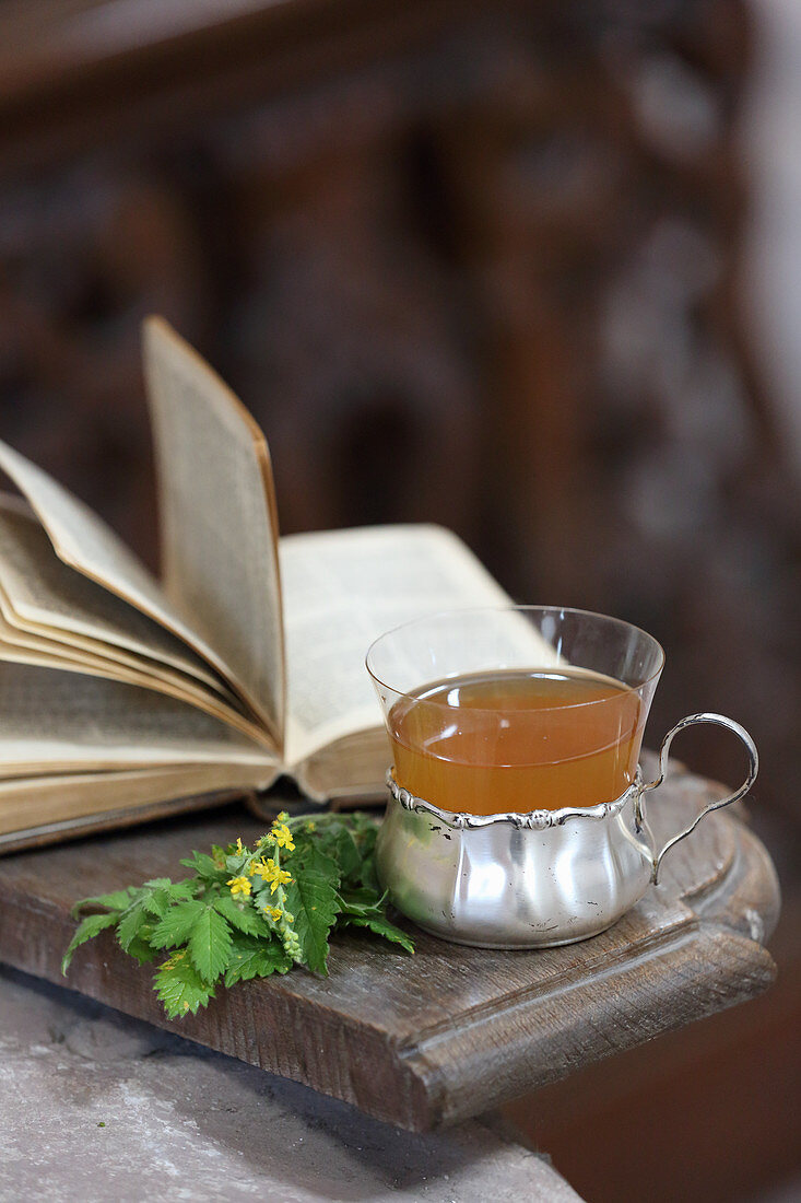 Ormennig tea (for skin and mucous membrane inflammation)