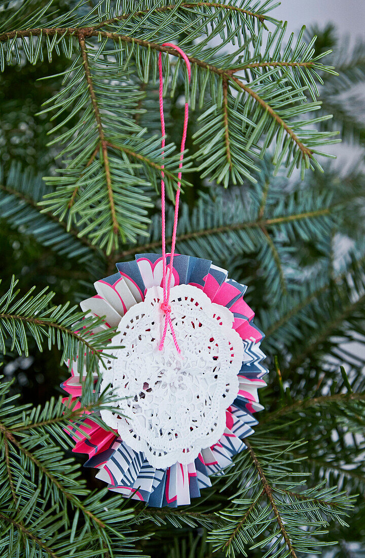 DIY Christmas decoration made from baking parchment