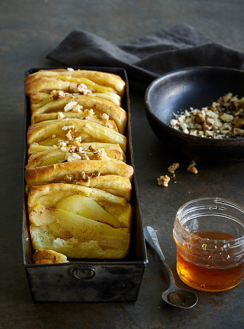 Birnenkuchen in Kastenform