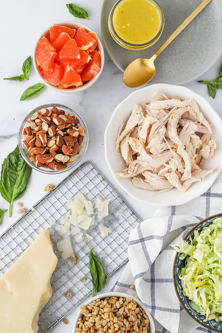 Zutaten für Zitrus-Hähnchen-Salat