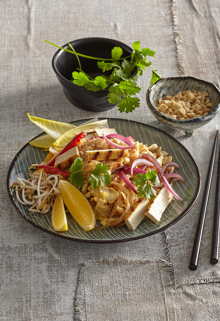 Pad Thai rice noodles with tofu