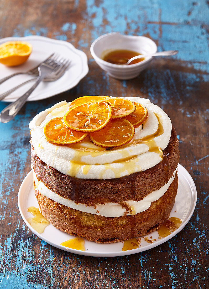 Orange cake with honey