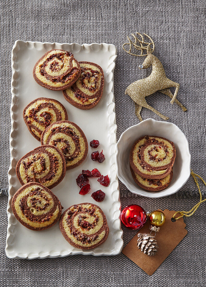Cranberry and cinnamon rolls for Christmas