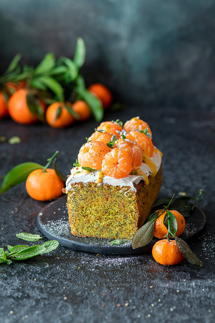 Tangerine poppyseed cake