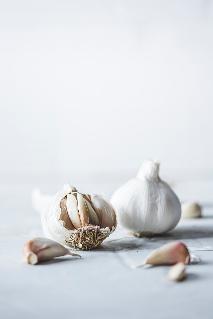 Whole and broken Garlic bulbs